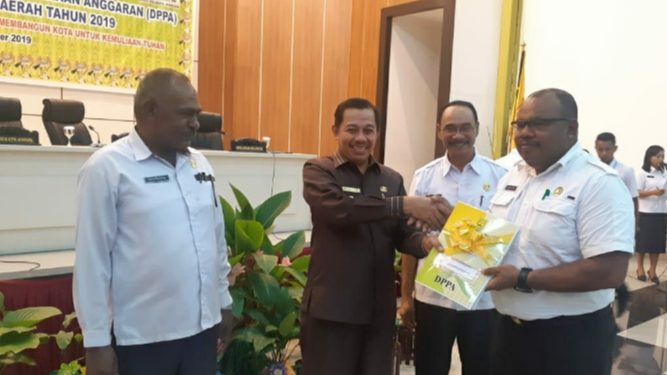 OPD di Himbau Untuk Selesaikan Pekerjaan Tepat Waktu