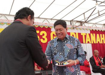 Peringati HUT GKI Ke-63 Bupati Yapen Berharap Tingkatkan Kualitas Iman