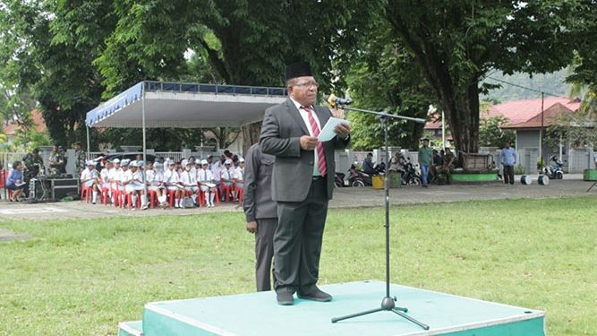 Peringatan Upacara Hari Pahlawan, Frans Sanadi Sampaikan Semangat Kepahlawanan