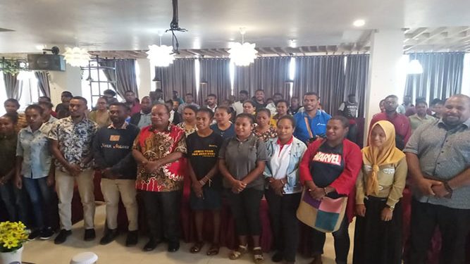 Pemkot Sorong Bantu Beasiswa Kepada 250 Mahasiswa Asli Moi