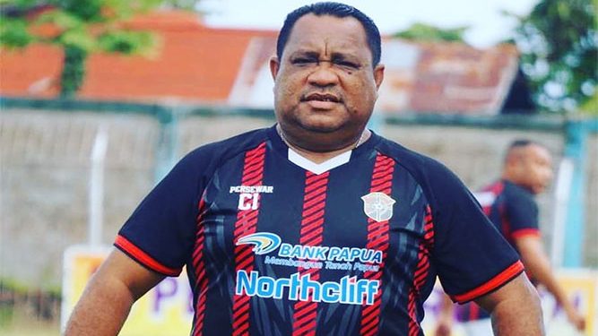 Carolino Ivakdalam Mundur Dari Jabatan Pelatih Persewar