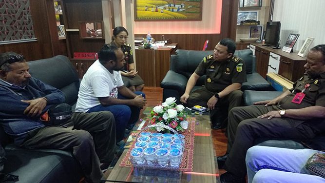 Kajati Diminta Segera Tuntaskan Kasus Gratifikasi YB