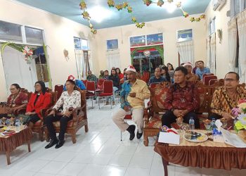 Kejari Yapen Dan PN Serui Rayakan Natal Bersama