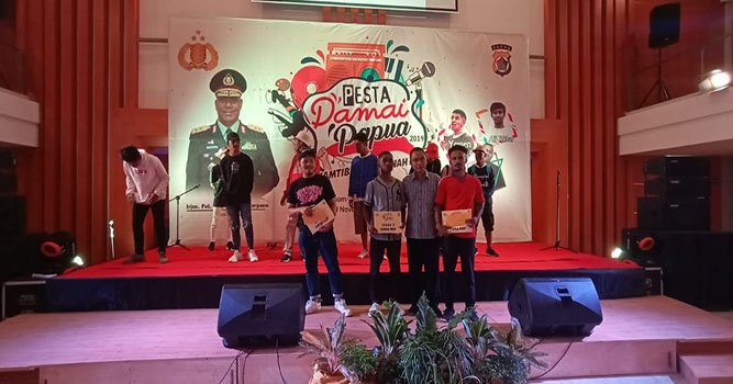 Pesta Damai Papua Berakhir Meriah