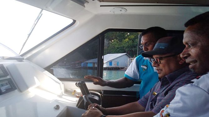Cegah Penangkapan Ikan di Laut Papua, Kadis Kelautan dan Perikanan Resmikan KN. Korase