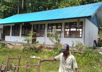 Dua RKB Dan Satu Ruangan Kantor SD Negeri Perea Tengah Direhab