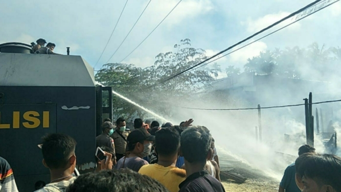 Polisi Tangani Kasus Kebakaran Di Arso I
