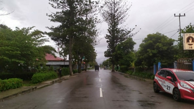 Bupati Minta Masyarakat Kurangi Aktifitas di Luar Rumah