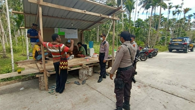 Polisi Perbatasan Terus Sosialisasi  Pencegahan Virus Corona