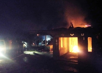 Polisi Tangani Kebakaran 2 Unit Rumah Di Keerom