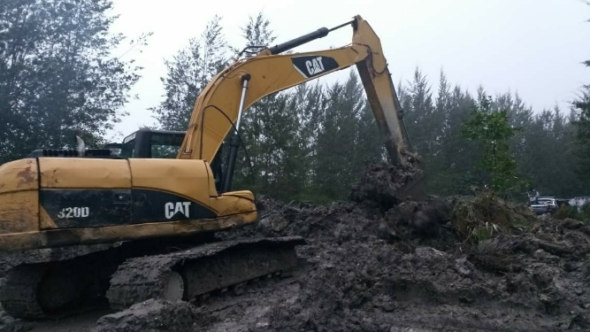 Warga Abenaho Buka Palang Kilo 54