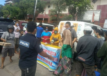 Polresta Jayapura Gelar Bazar Murah Penjualan Telur