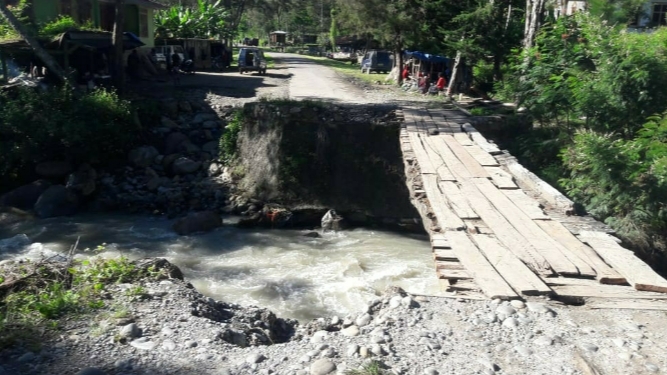 Jembatan Di Distrik Assotipo Ambruk