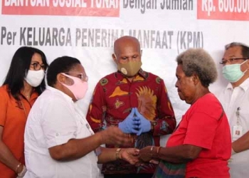 Di Kota Jayapura 1.753 KPM terima BST