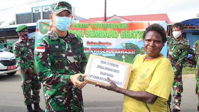 Rayakan HUT, Kodam XVII Cenderawasih Bhakti Sosial