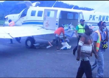 Gunakan Pesawat, Pemda Yalimo Salurkan Bantuan Beras