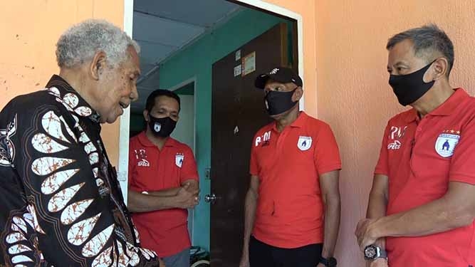 Rayakan Hut, Manajemen Kunjungi Pendiri Persipura