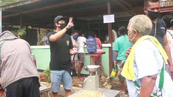 Modal Pas-pasan, PAM GKI Imanuel Serui Gelar Pasar Murah Sejumlah Bapok