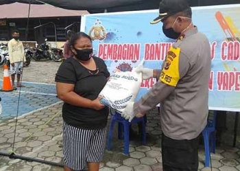 Polres Yapen Salurkan Bantuan 20 Ton Beras Cadangan Mabes Polri dan Polda Papua