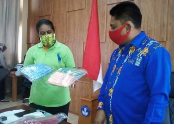 Dinas Pendidikan Papua Dapat Bantuan 300 Masker