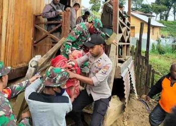 Longsor di Paniai Empat Orang Meninggal