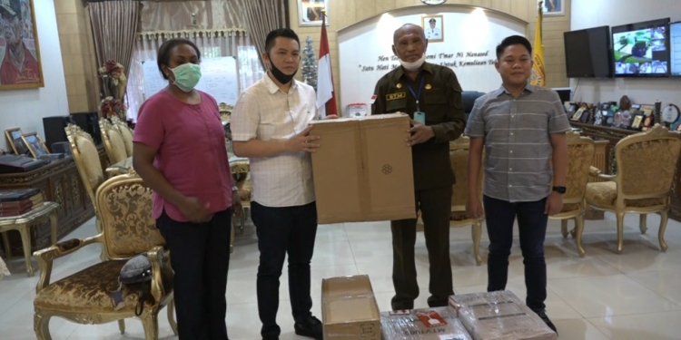 Pemkot Jayapura Terima Bantuan 2 Unit Ventilator
