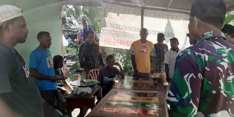 Koramil Warbah Bubarkan Judi Rolex, 1 Orang bandar diserahkan ke Polisi