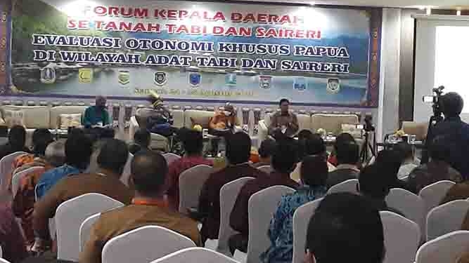 Forum Kepala Daerah Tabi-Saireri Gelar Workshop Evaluasi Otsus Papua