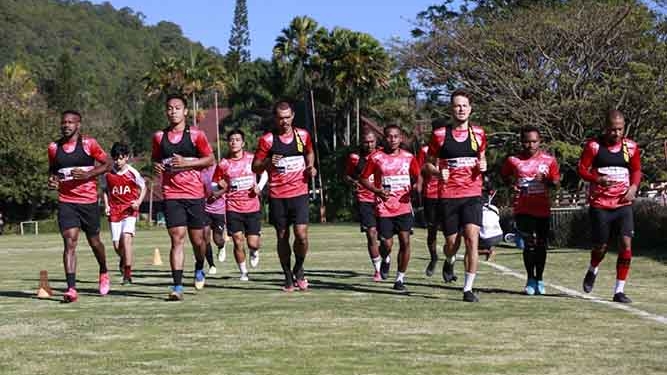 Jacksen: Persipura Tak Berpikir Ujicoba, Masih Fokus Pada Fisik dan Mental