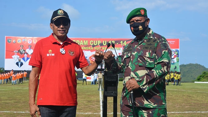 Turnamen Sepak Bola Usia Dini Kodam Cenderawasih Ajang Pembinaan