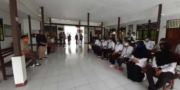 Pjs Bupati Keerom Cek Pelayanan Publik Di Distrik Terpencil