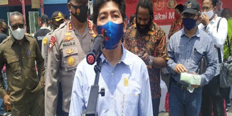 Ketua DPR Papua Akui Positif COVID-19