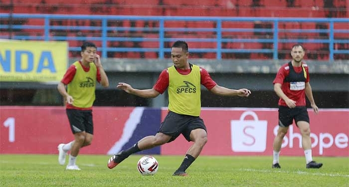 Arungi Liga I, Persipura Gunakan Stadion Surajaya Lamongan