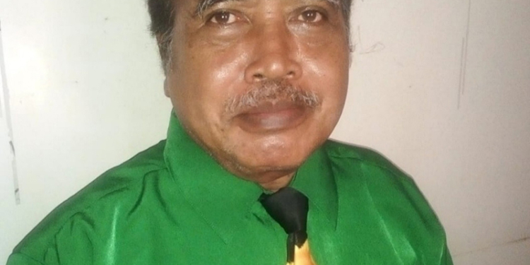 Ketua Majelis Jemaat GKI Eden Tanjung Ria, Pdt. Ishak Nussy ketika diwawancarai crew noken