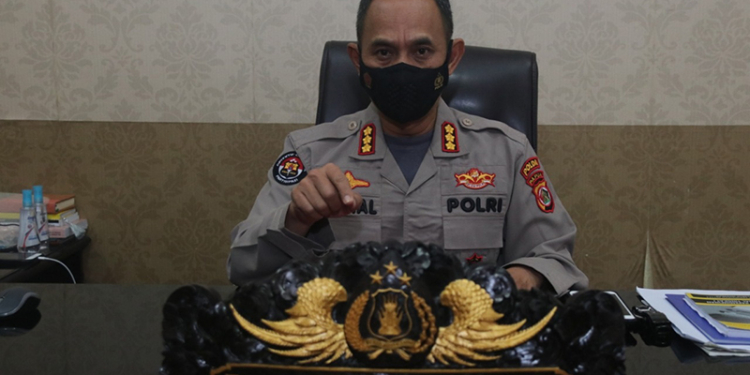 Ketika Kabidhumas Polda diwawancarai wartawan di Polda Papua (5/juli/2021)