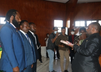 Bupati Tolikara Sampaikan Nota Pengantar LKP Tahun Anggaran  2020