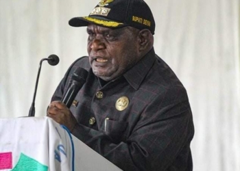 Bupati Deiyai Siap Terima Saran dan Masukan