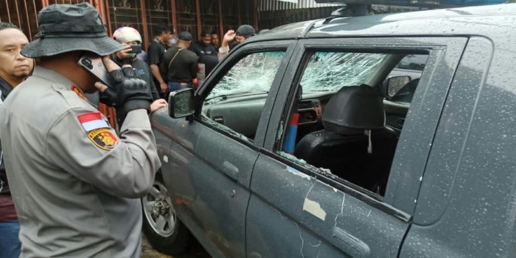 Polisi Usut Perusakan 1 Unit Mobil Milik Polresta Jayapura Pasca Pembubaran Aksi Demo