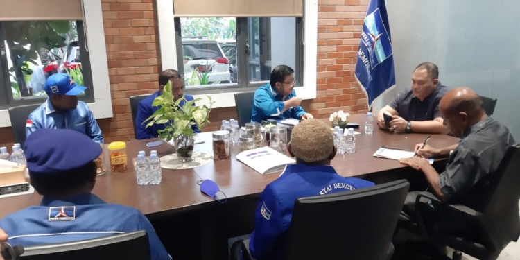 Lukas Enembe Yakin Partai Demokrat Kembali Rajai Pemilu 2024 di Papua