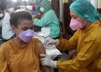 Dukung Tatap Muka Penuh, SD YPPK Kristus Raja Gelar Vaksinasi