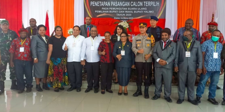 KPU Yalimo Tetapkan Nahor Nekwek- John W Wilil Sebagai Bupati dan Wakil Bupati
