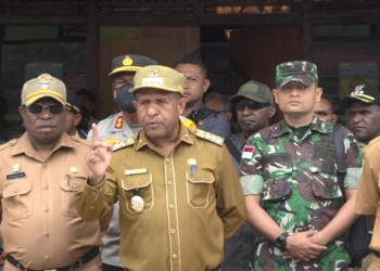 Bupati Pegubin Terima Aspirasi Massa Pencaker OAP