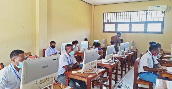 Jelang Ujian, SMP N 2 Jayapura Laksanakan TRY OUT Bagi Siswa Kelas IX