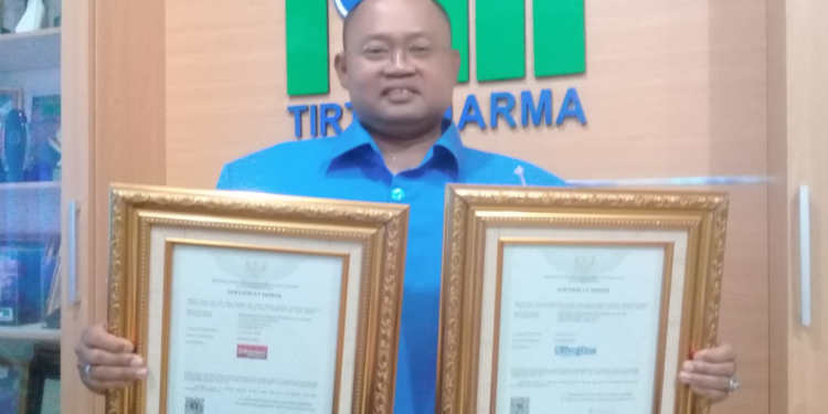 Dua Produk Air Minum Dalam Kemasan Milik PDAM Jayapura Terima HAKI dari Kemenkumham Papua