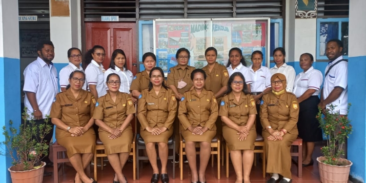 Margaretha : SMP YPK Paulus Dok V Jayapura Lulus Laksanakan Kurikulum Medeka Belajar