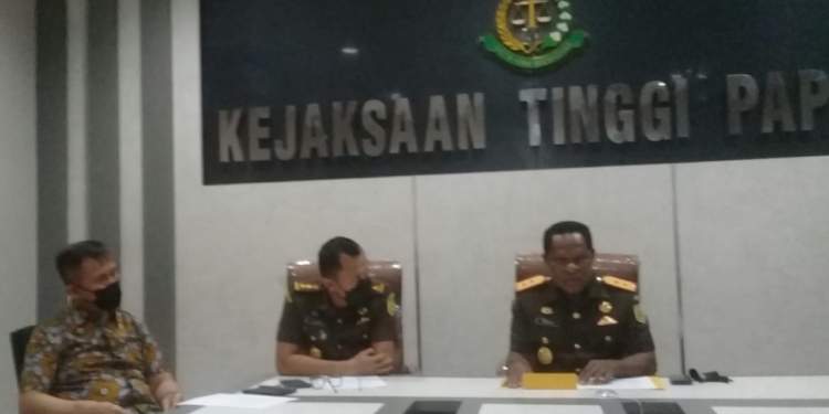 “Cium Aroma Tak Sedap” Pembelian Pesawat dan Helikopter Pemkab Mimika, Kejati : Kami Telah Periksa 14 Orang Saksi