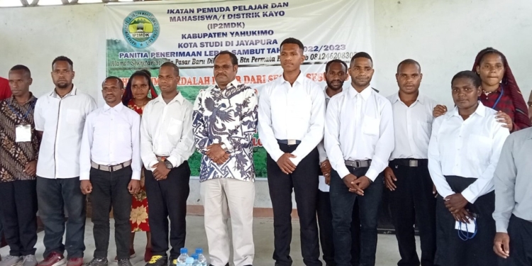 Buka Seminar dan Lepas Sambut IP2MDK Kota Study Jayapura, Ini Pesan Waket II Yoel Itlay