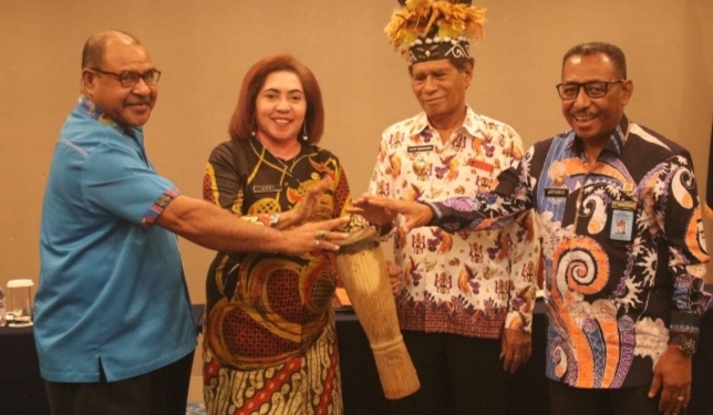 Puluhan Pendeta Ikut Sosialisasi Paralegal dan Evaluasi Sadar Hukum