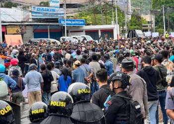 Dikawal Ketat Aparat TNI Polri, Demo Save LE di Jayapura, Berjalan Aman Kondusif