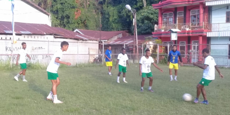 Tiba di Jayapura, Persewar Langsung Latihan Jelang Hadapi Persipura
